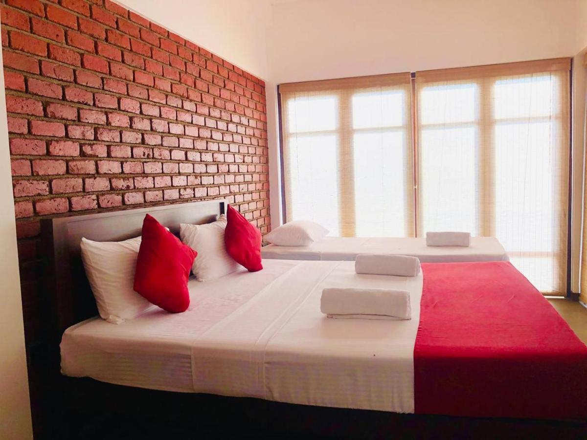 Lolu Village Resort Anuradhapura Exteriör bild