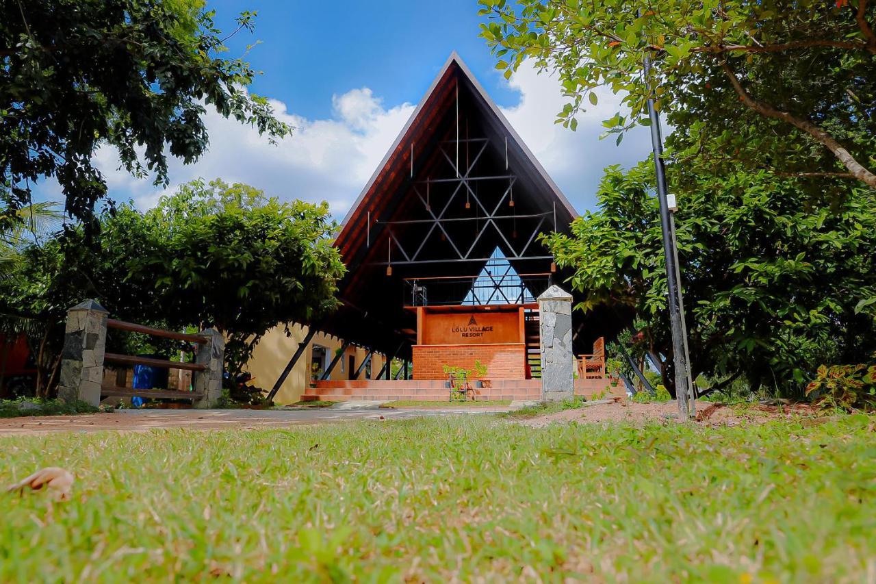 Lolu Village Resort Anuradhapura Exteriör bild