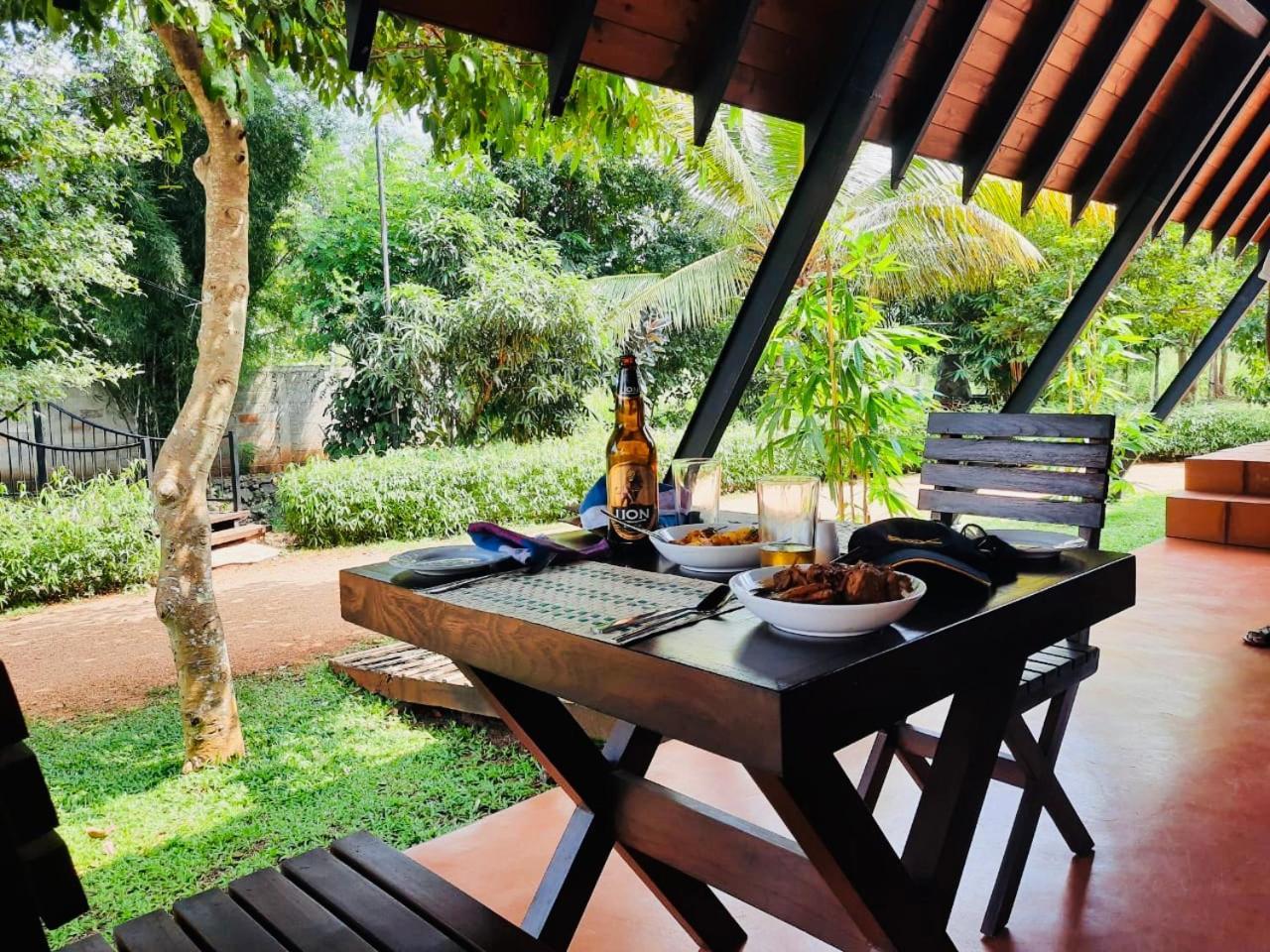 Lolu Village Resort Anuradhapura Exteriör bild